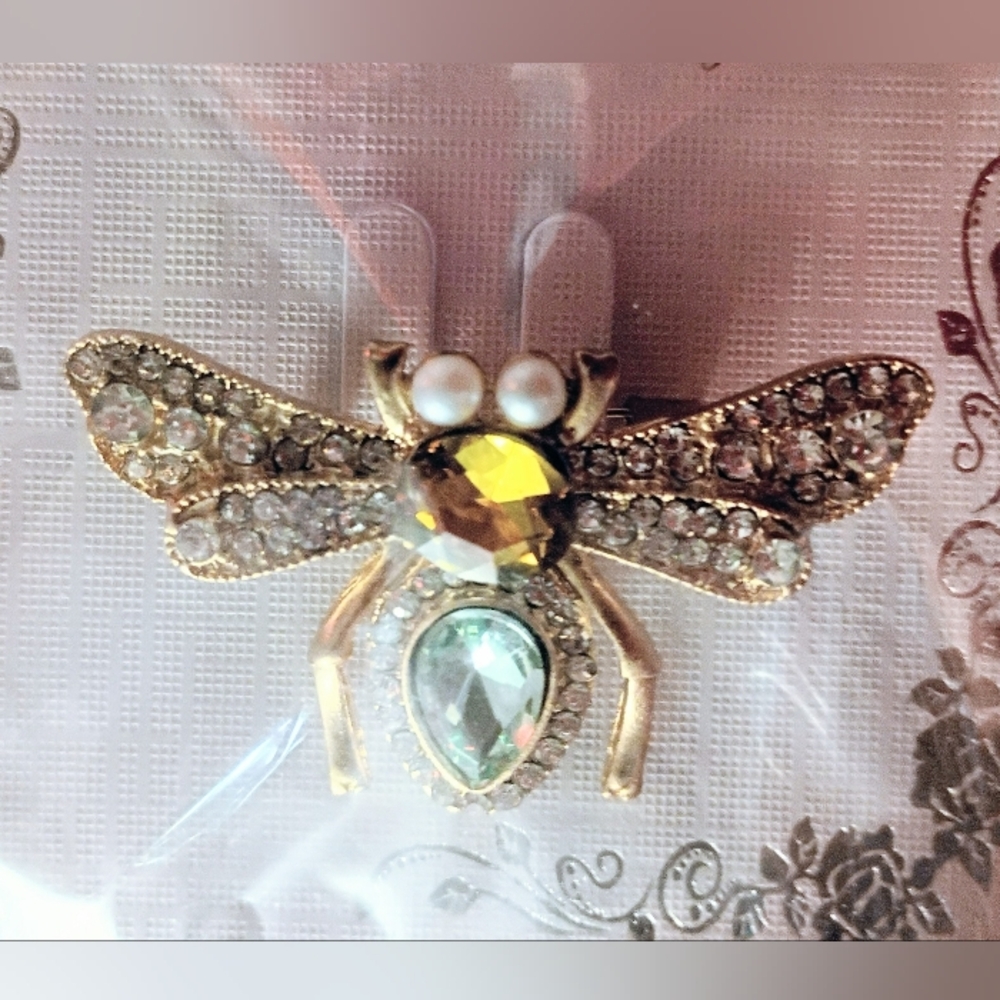 NWT Elegant Gold tone and Citrine & Light Turquois & Clear Pearl Bee B…